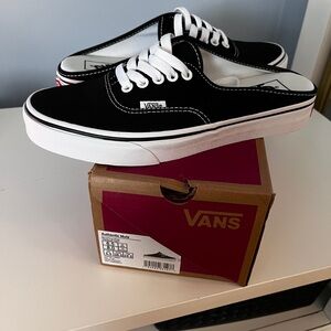 Vans Authentic Mule in Black and White